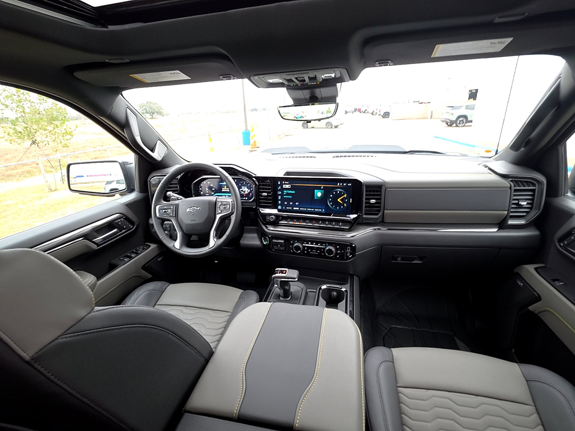 Used 2026 Chevrolet Silverado 1500 ZR2 image 15