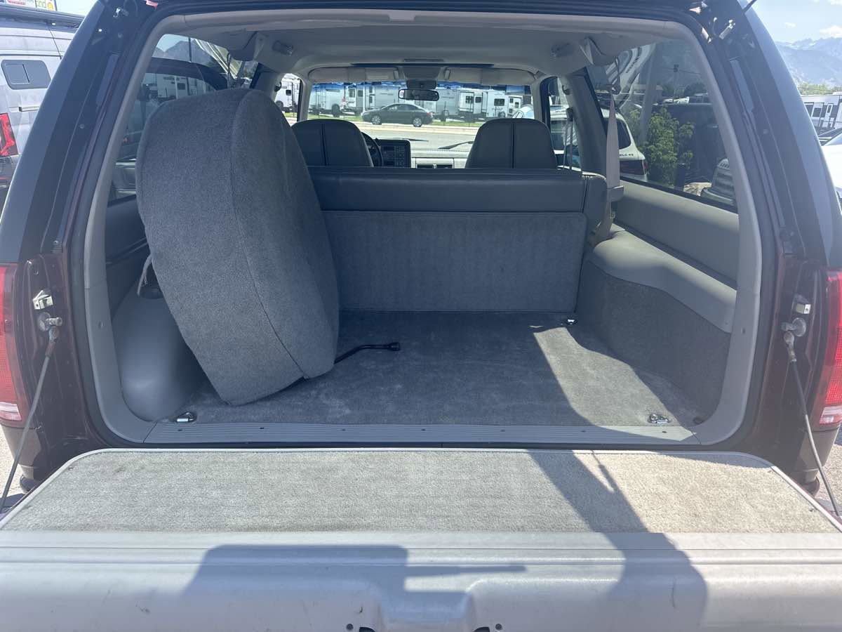 Used 1994 GMC Yukon 4WD 2-Door image 14