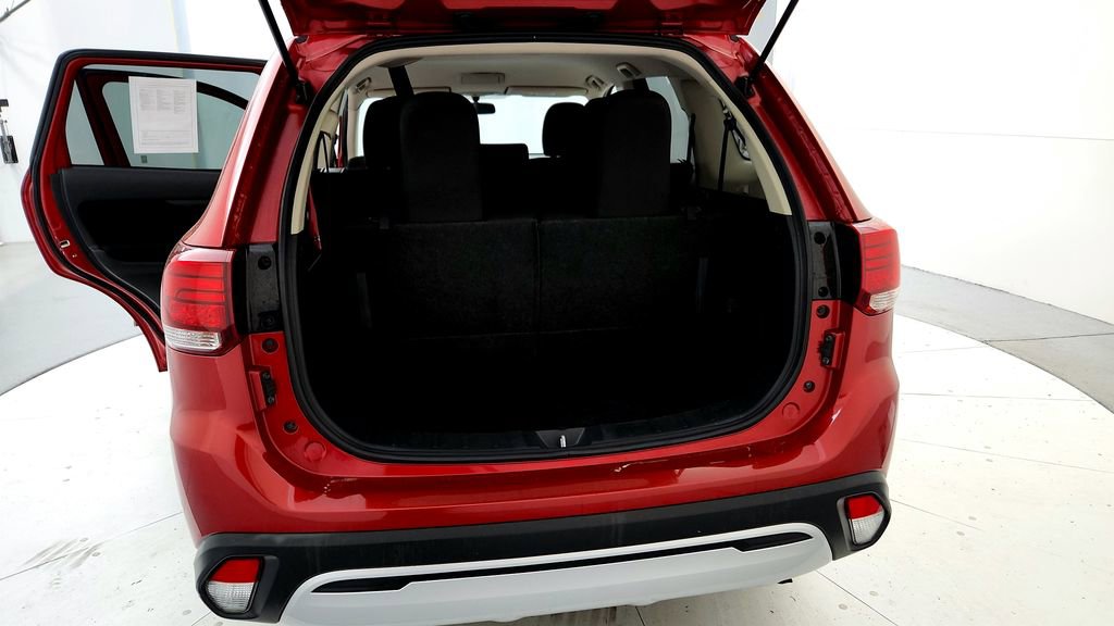Used 2019 Mitsubishi Outlander ES AWD/4WD image 20
