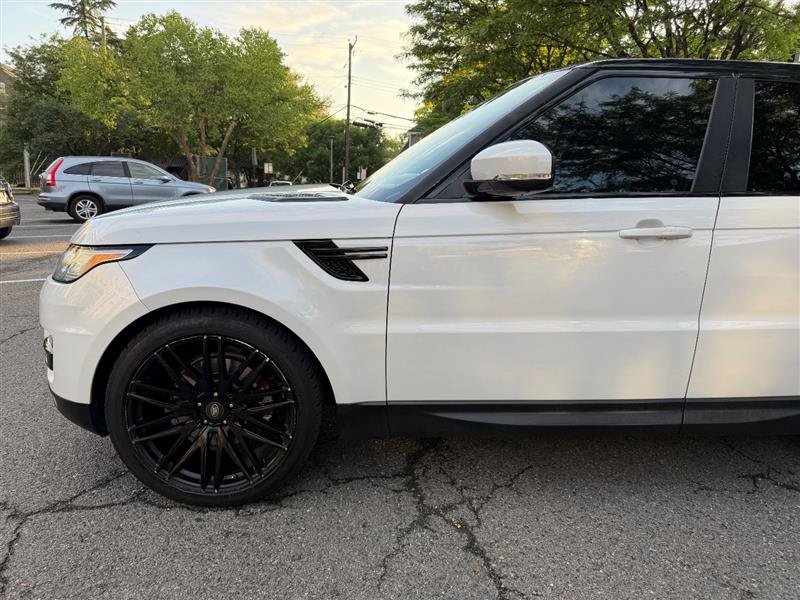Used 2016 Land Rover Range Rover Sport HSE AWD/4WD image 14
