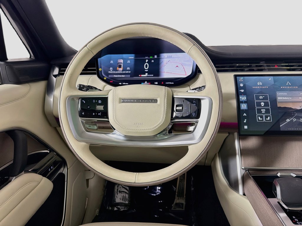 Certified 2025 Land Rover Range Rover SE AWD/4WD image 24