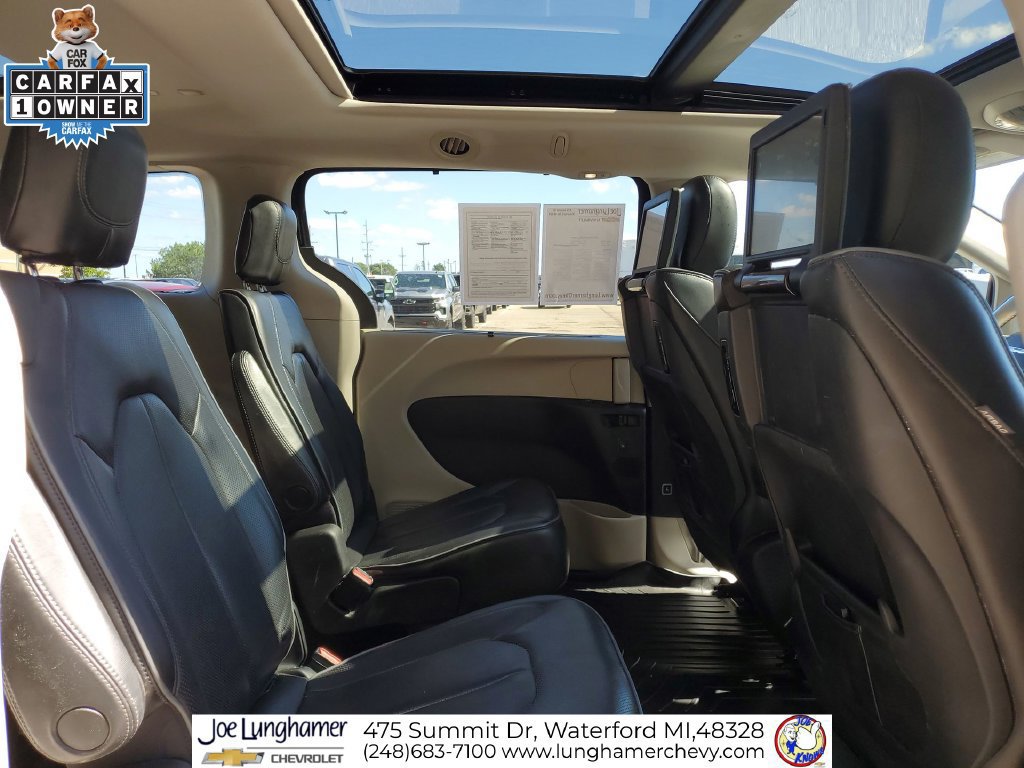 Used 2020 Chrysler Pacifica Limited FWD image 28