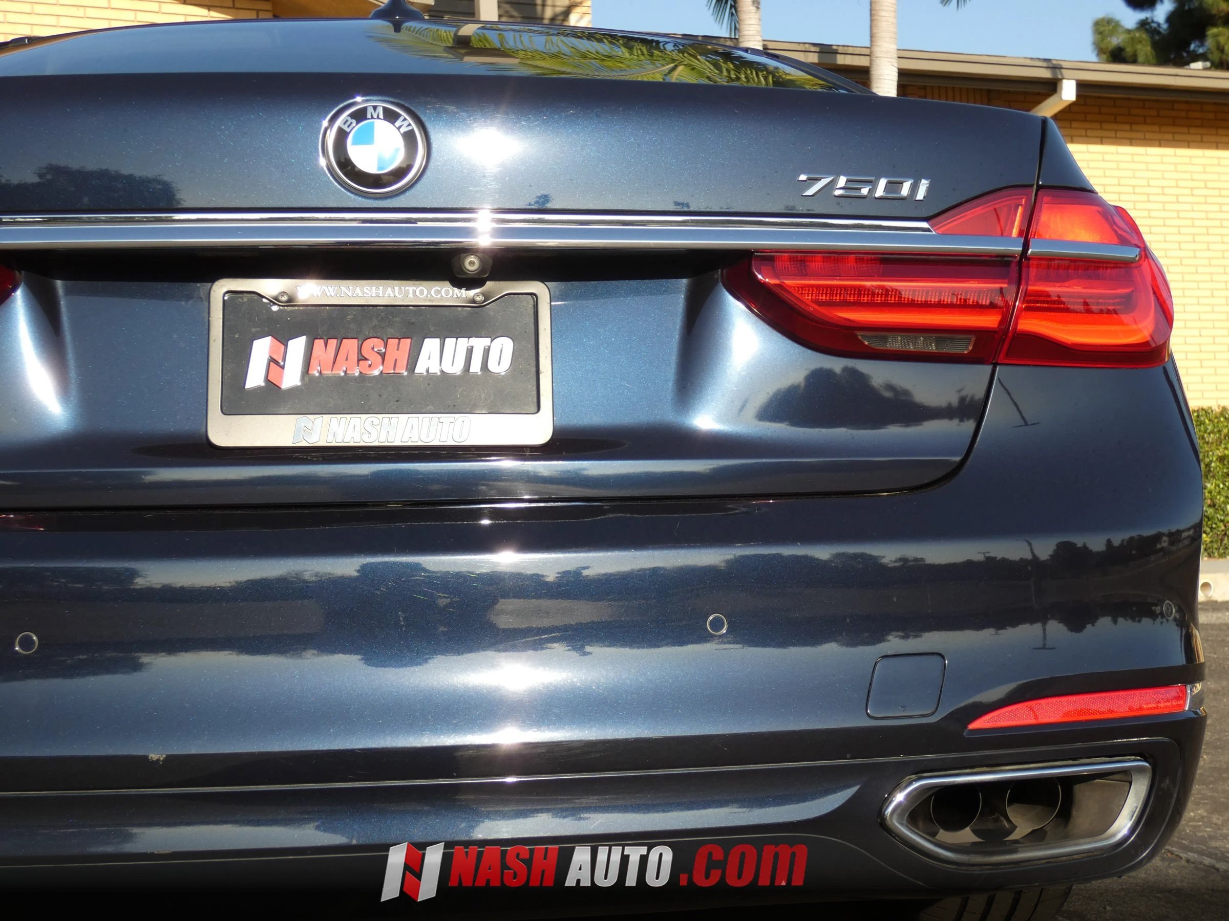 Used 2016 BMW 750i xDrive AWD/4WD image 9