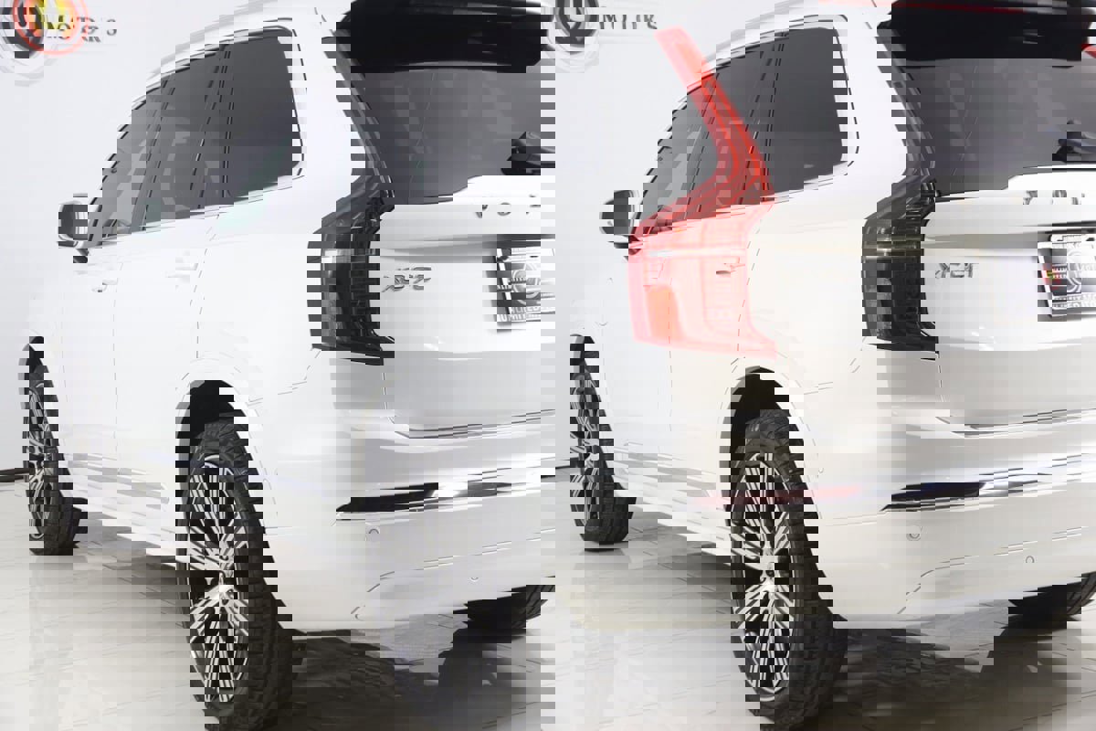 Used 2024 Volvo XC90 T8 Ultimate w/ Protection Package Premier image 26