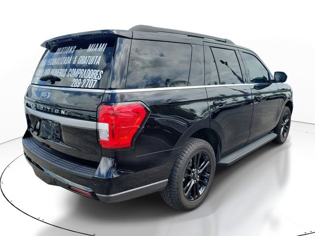Used 2024 Ford Expedition XLT RWD image 2
