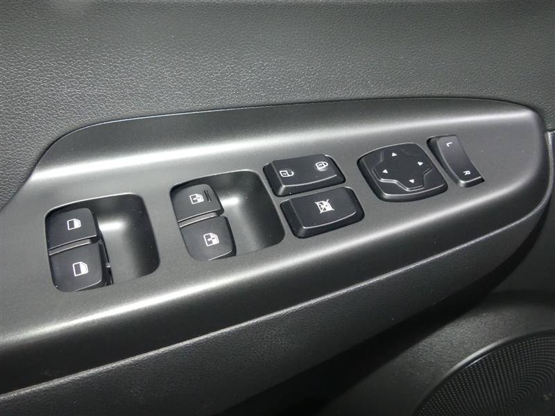 Used 2020 Hyundai Kona SEL Plus AWD/4WD image 20