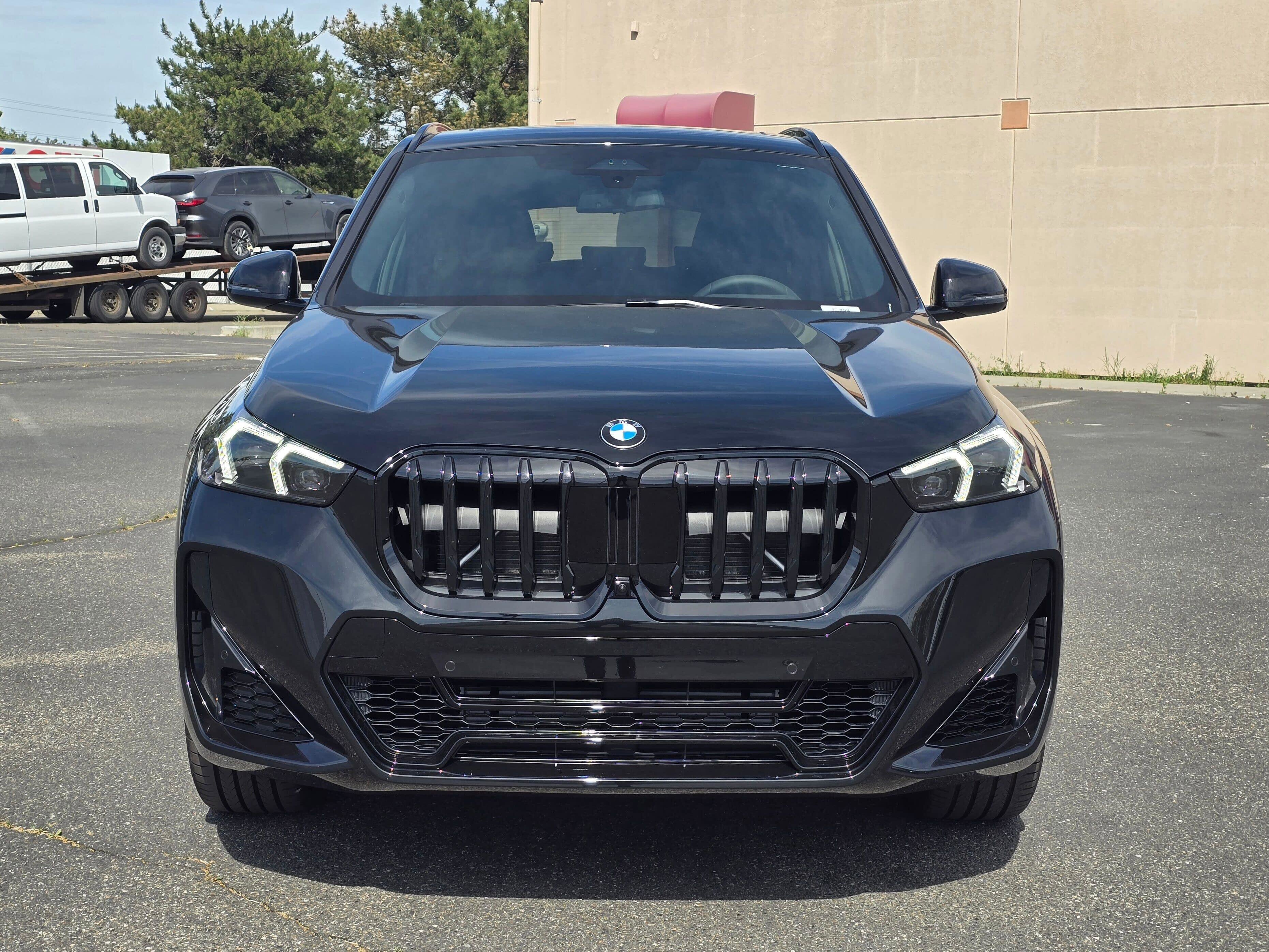 New 2026 BMW X1 xDrive28i w/ Technology Package AWD/4WD image 6
