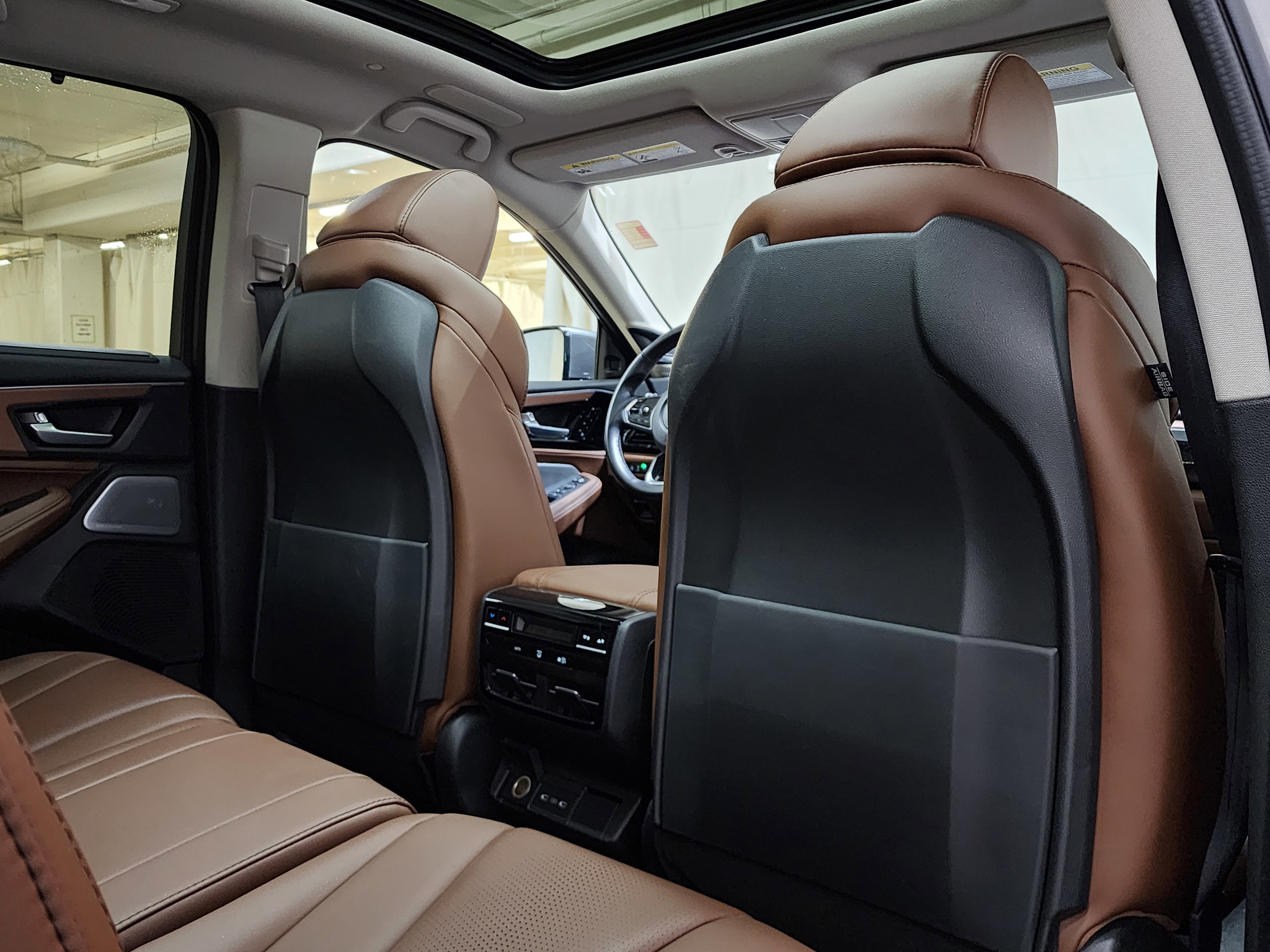 Certified 2025 Acura MDX SH-AWD w/ Technology Package image 17