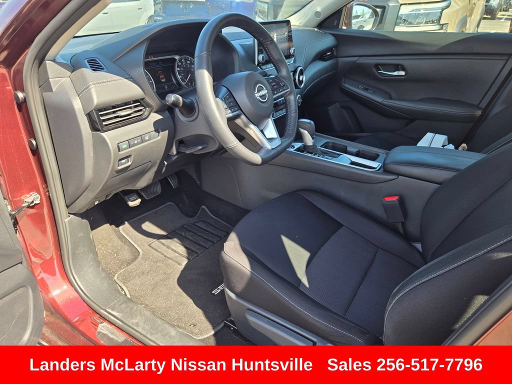 Used 2025 Nissan Sentra SV w/ All-Weather Package FWD image 16