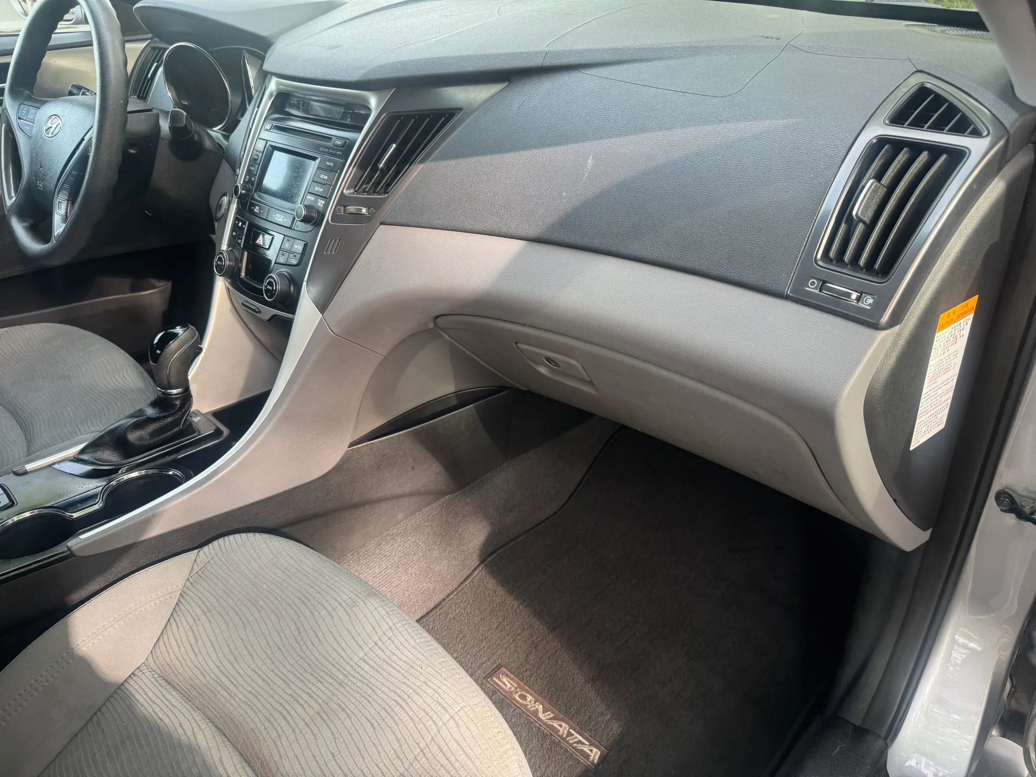 Used 2014 Hyundai Sonata Hybrid image 23