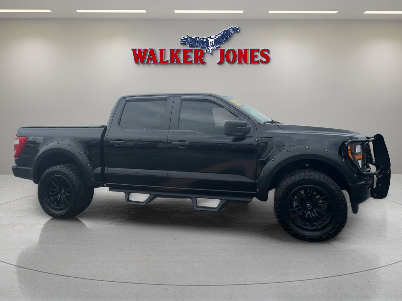 Used 2023 Ford F150 XL w/ STX Black Appearance Package AWD/4WD image 8