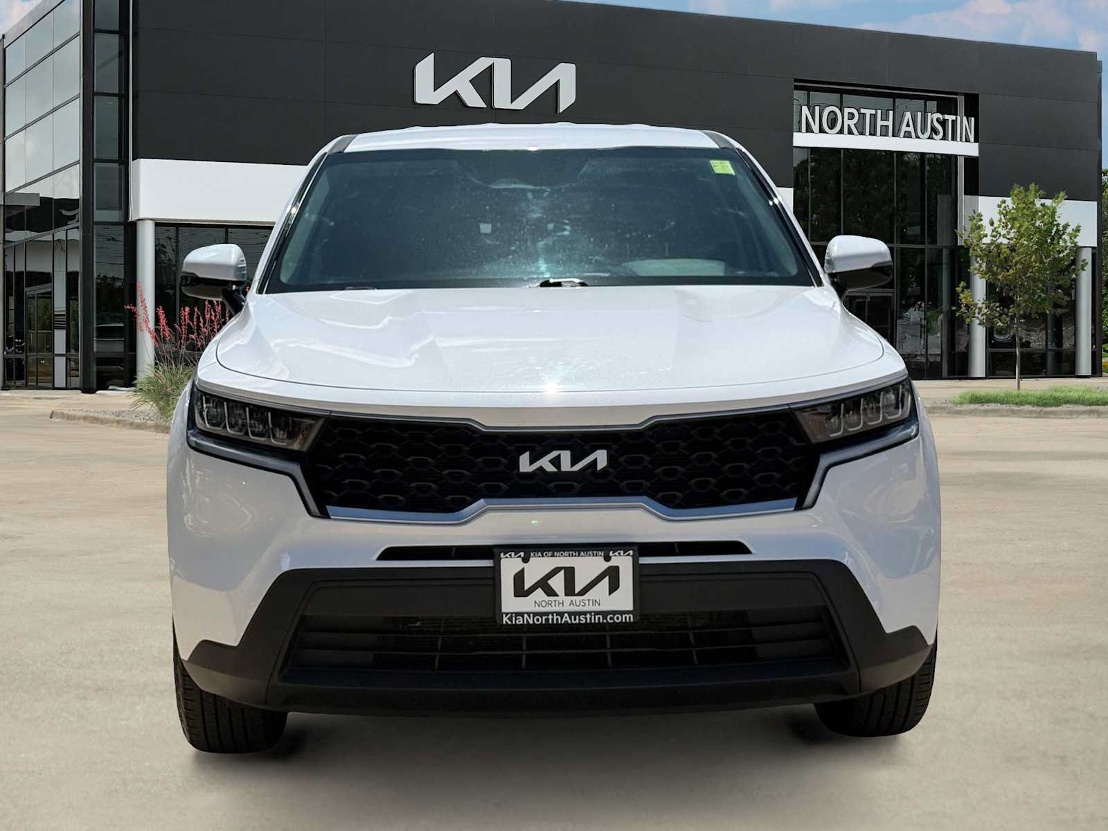 Certified 2023 Kia Sorento LX FWD image 6
