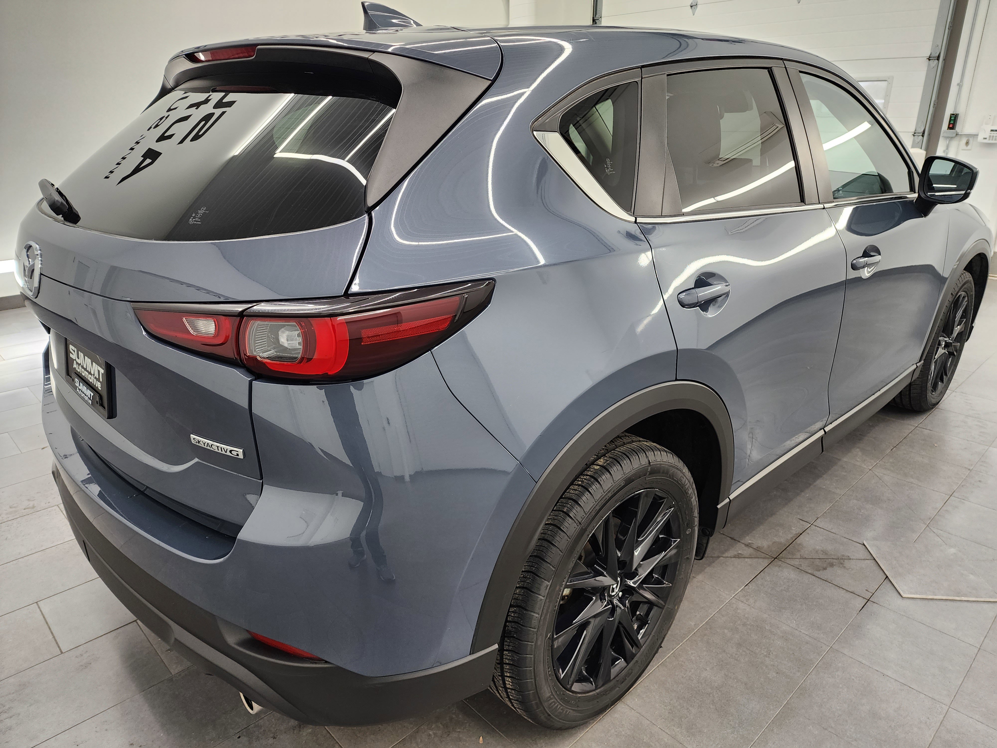 Used 2024 MAZDA CX-5 Carbon Edition image 5