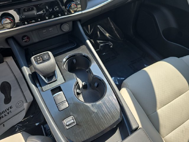 New 2026 Nissan Rogue Dark Armor FWD image 34