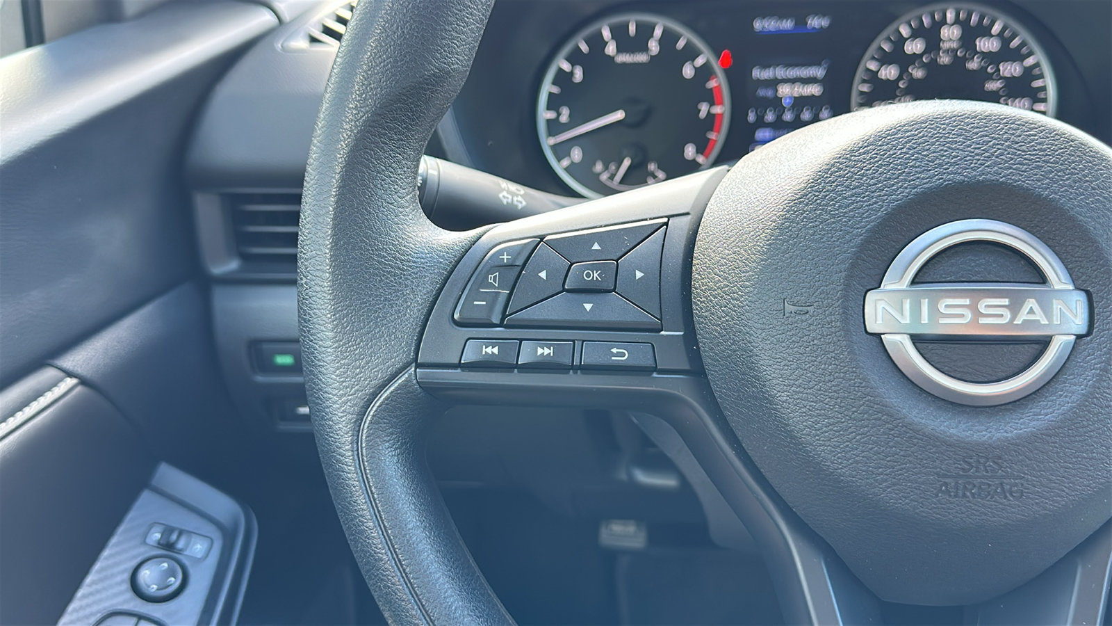 Certified 2024 Nissan Sentra S FWD image 14