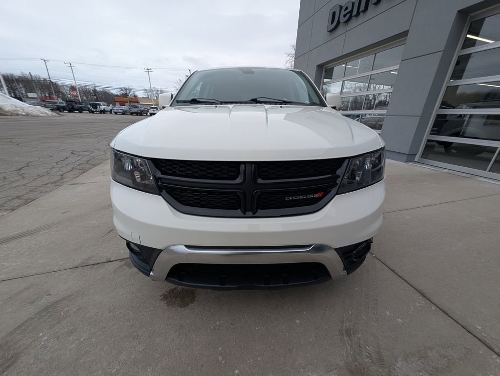 Used 2020 Dodge Journey Crossroad w/ Popular Equipment Group image 9