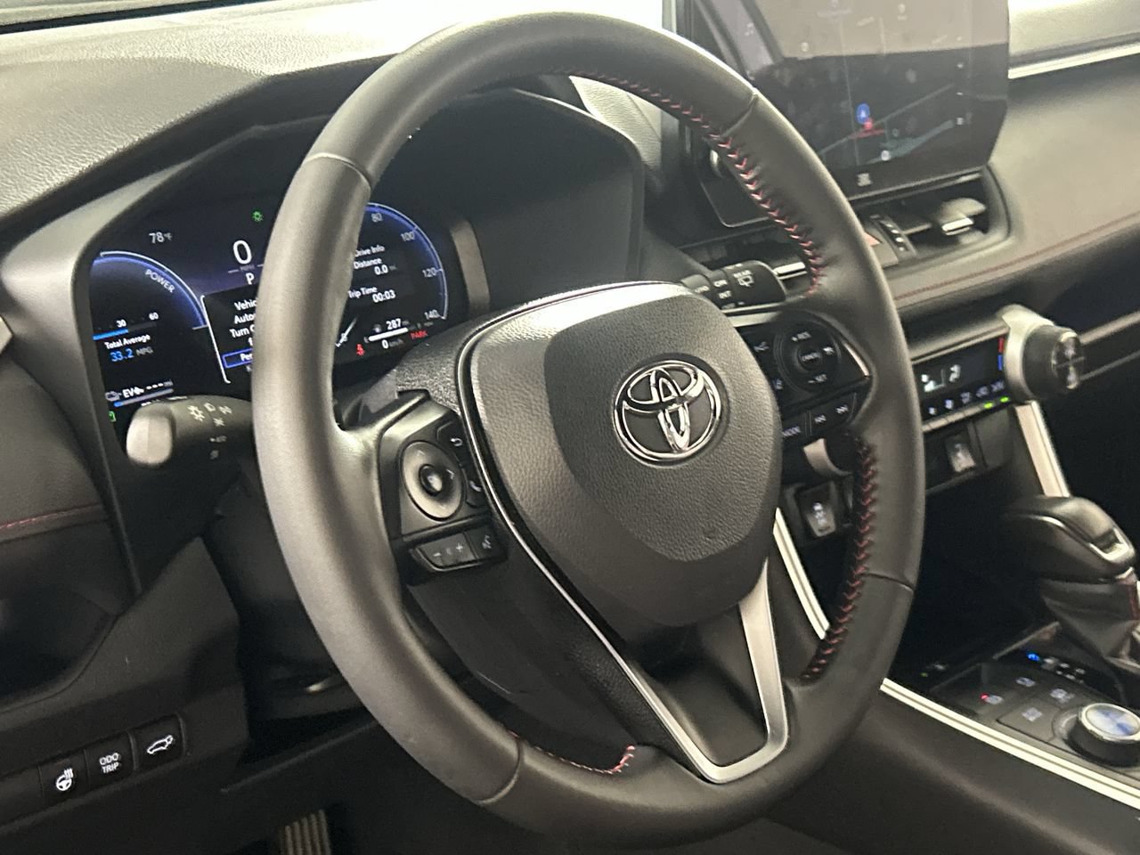 Used 2025 Toyota RAV4 XSE w/ Weather Package AWD/4WD image 15