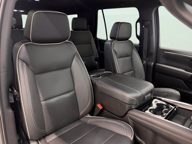 Certified 2025 Chevrolet Tahoe Premier AWD/4WD image 17