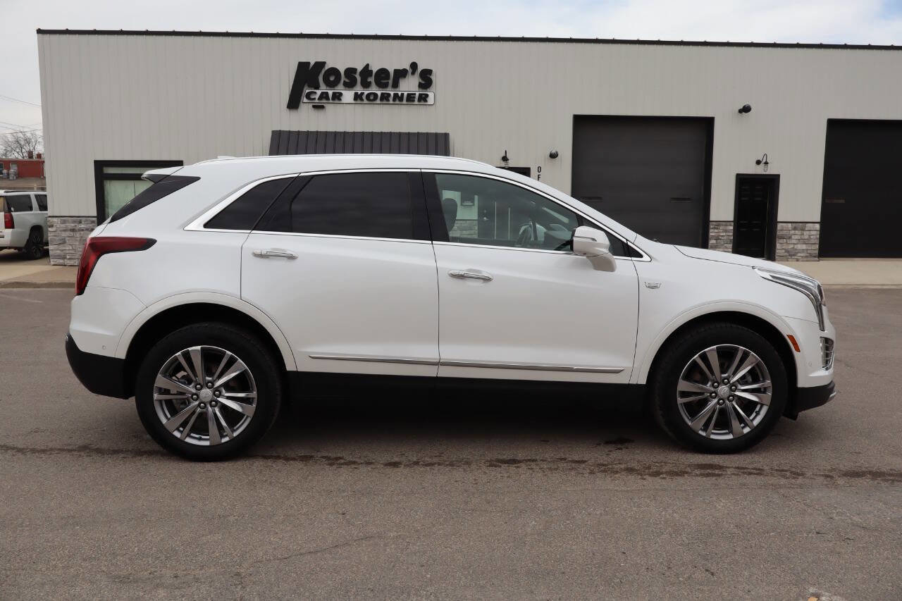 Used 2023 Cadillac XT5 Premium Luxury w/ Technology Package image 9