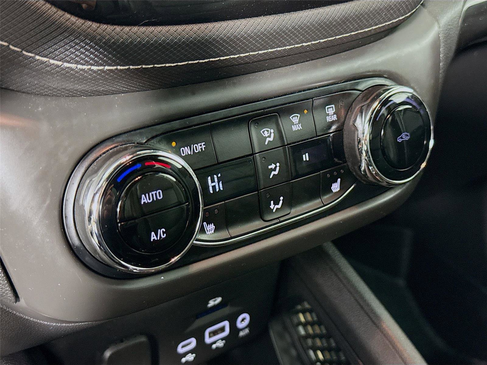 Used 2021 Chevrolet TrailBlazer ACTIV w/ Sun and Liftgate Package image 15