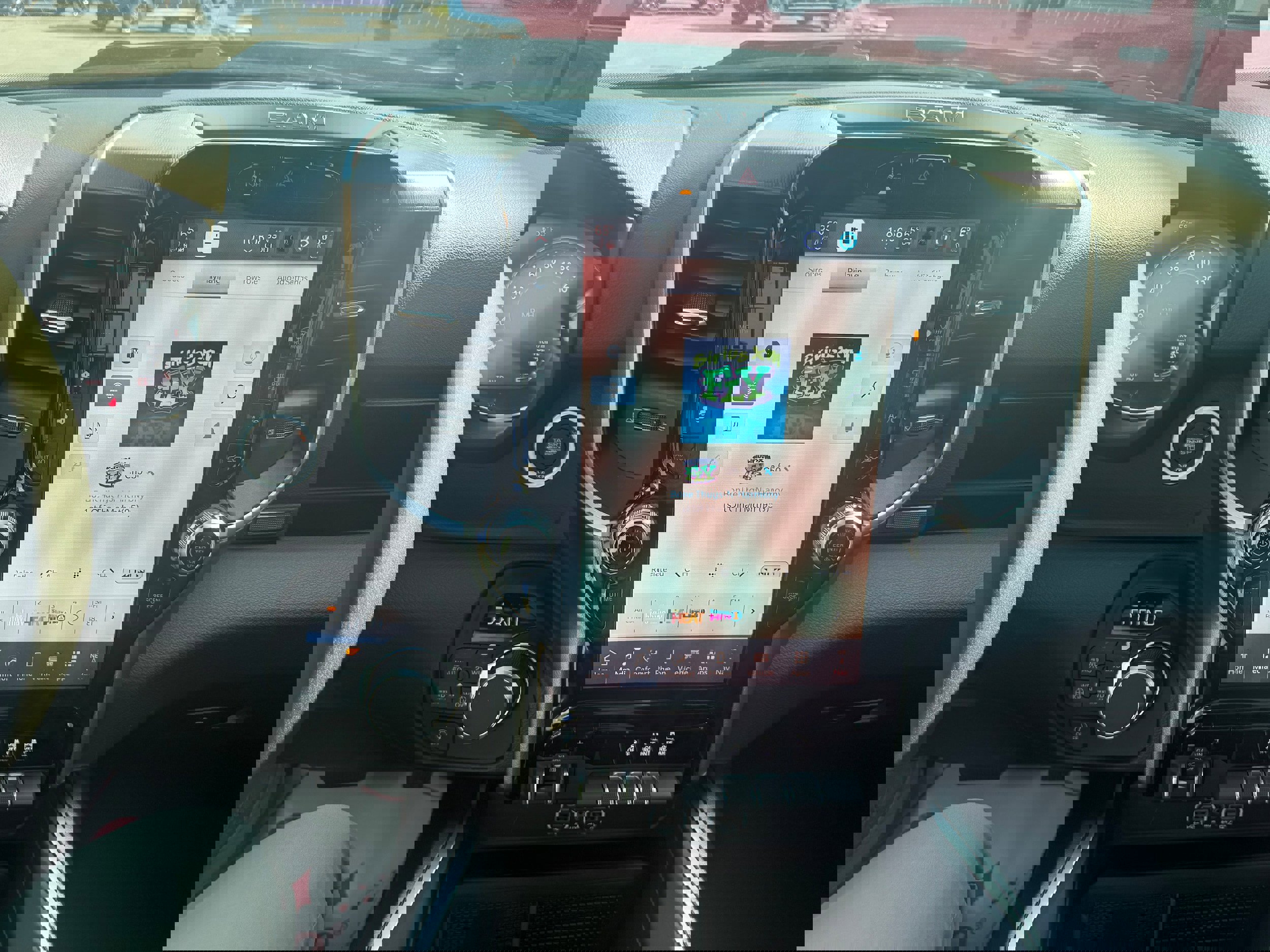 New 2026 RAM 1500 4x4 Crew Cab image 21