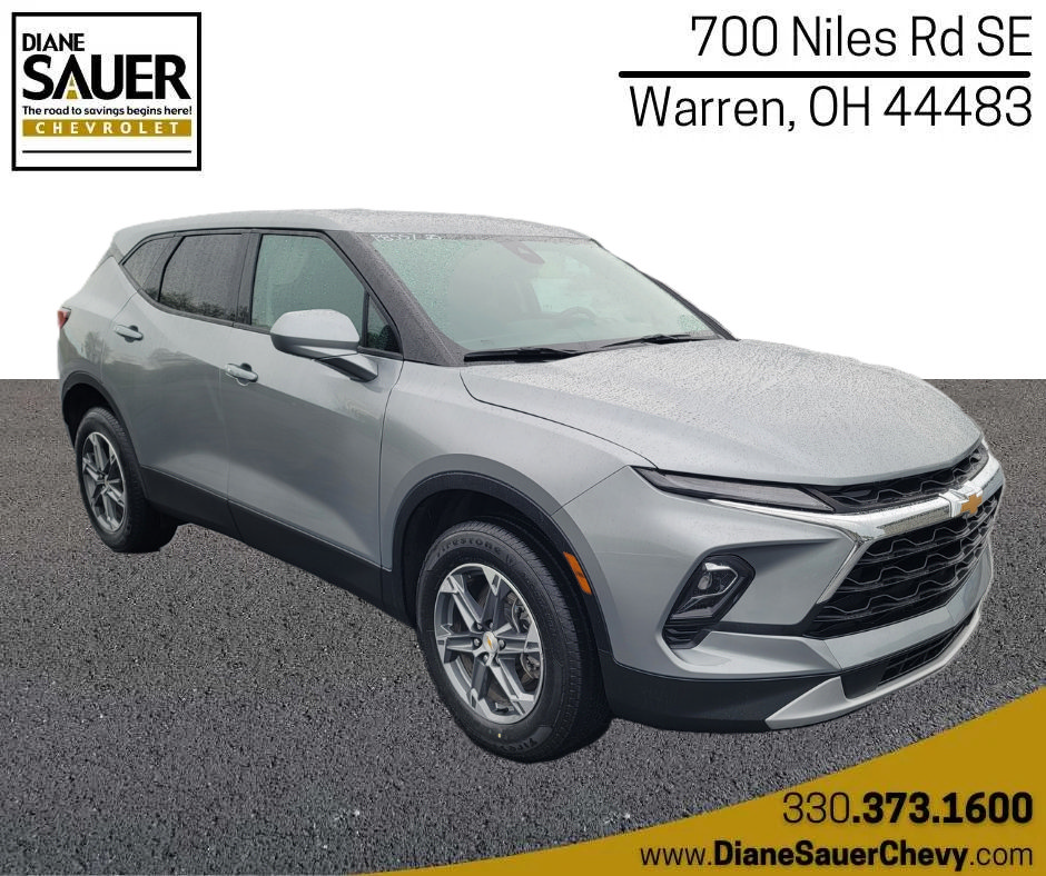 Used 2025 Chevrolet Blazer LT AWD/4WD image 1