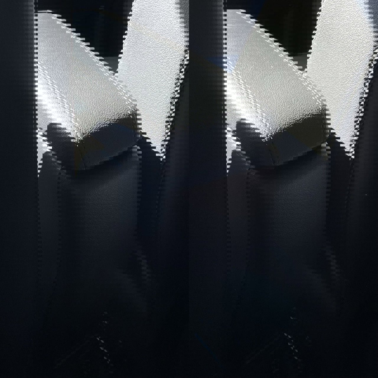 Certified 2024 Buick Encore GX Sport Touring image 24