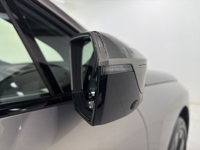 Used 2025 BMW iX xDrive50 w/ Premium Package image 26