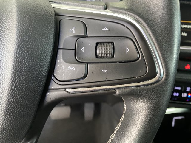 Used 2023 Buick Envision Essence AWD/4WD image 32
