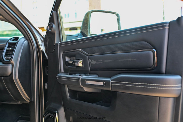 Used 2024 RAM 5500 4x4 Crew Cab image 81