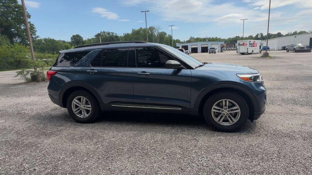 Used 2020 Ford Explorer XLT w/ Comfort Package RWD image 9