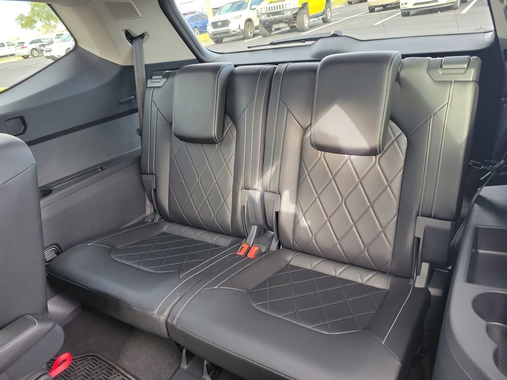 Used 2024 Volkswagen Atlas SEL Premium R-Line image 16