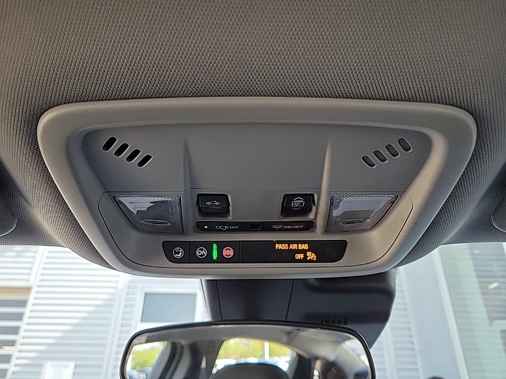 Used 2023 Chevrolet Malibu LT FWD image 28