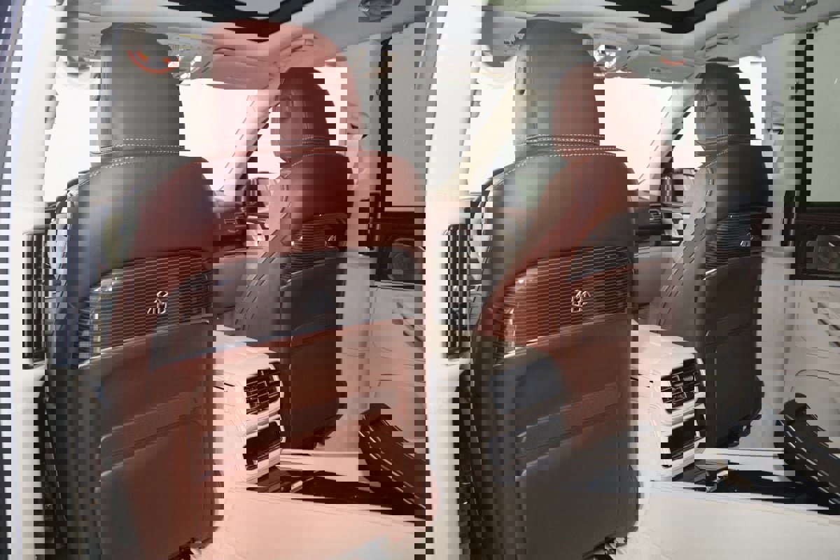 Used 2022 Mercedes-Benz Maybach GLS 600 4MATIC image 81