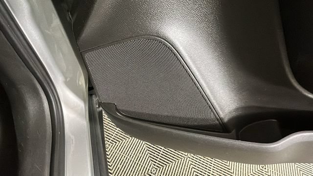 Used 2017 Chevrolet Trax LT w/ LT Convenience Package FWD image 31