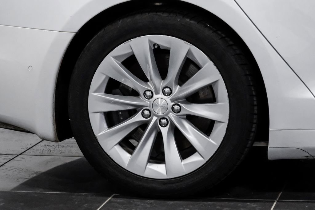 Used 2020 Tesla Model S Long Range image 45