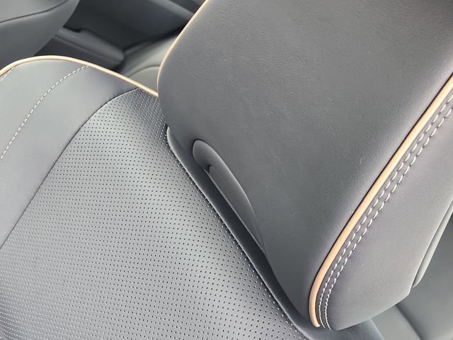 Used 2024 Toyota Crown Platinum image 23