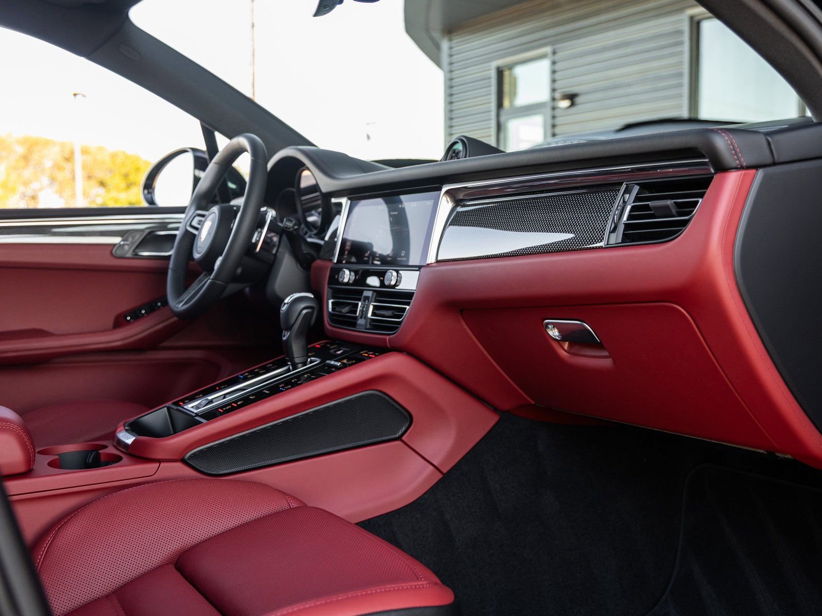 New 2026 Porsche Macan S image 44