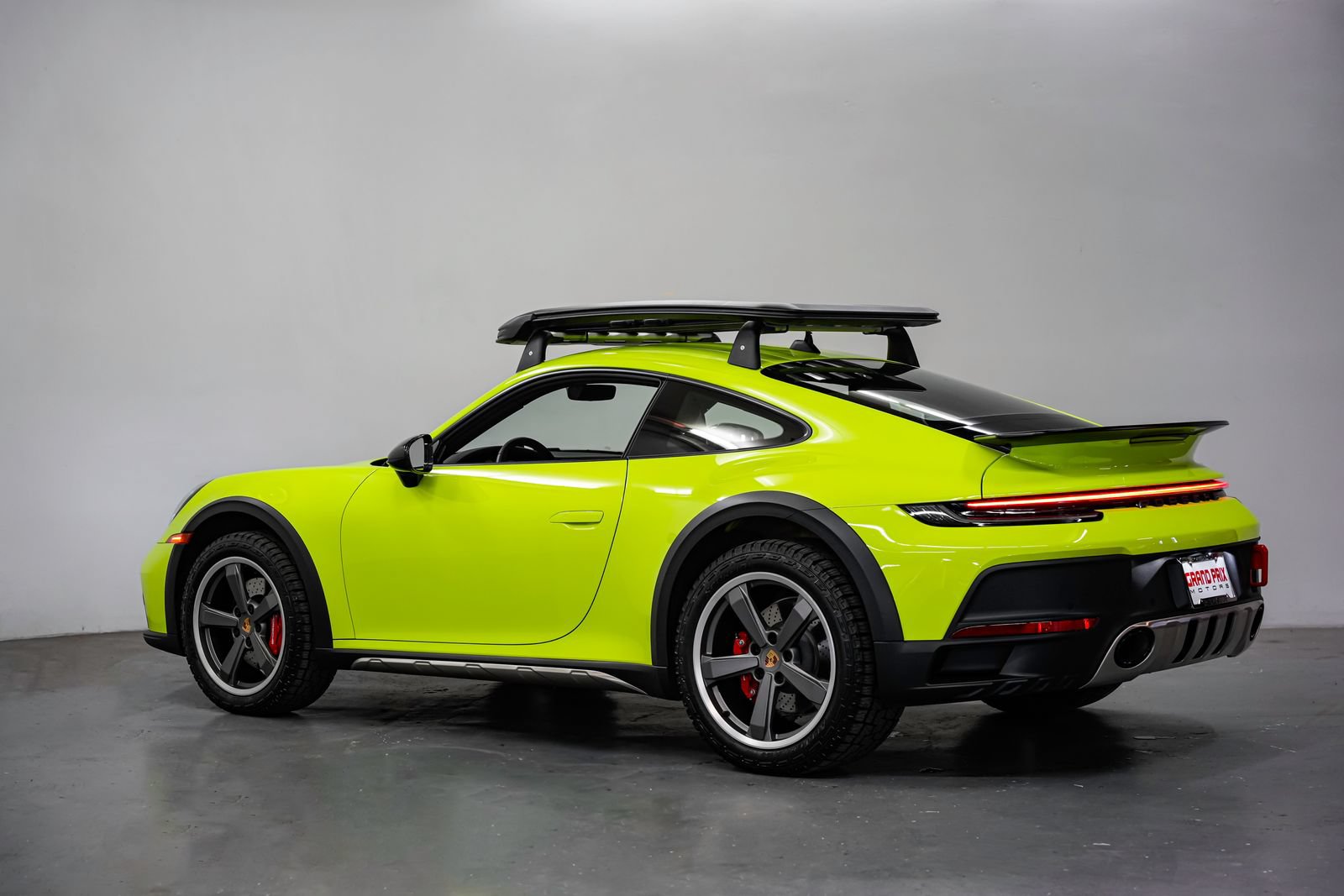 Used 2024 Porsche 911 Dakar AWD/4WD image 8