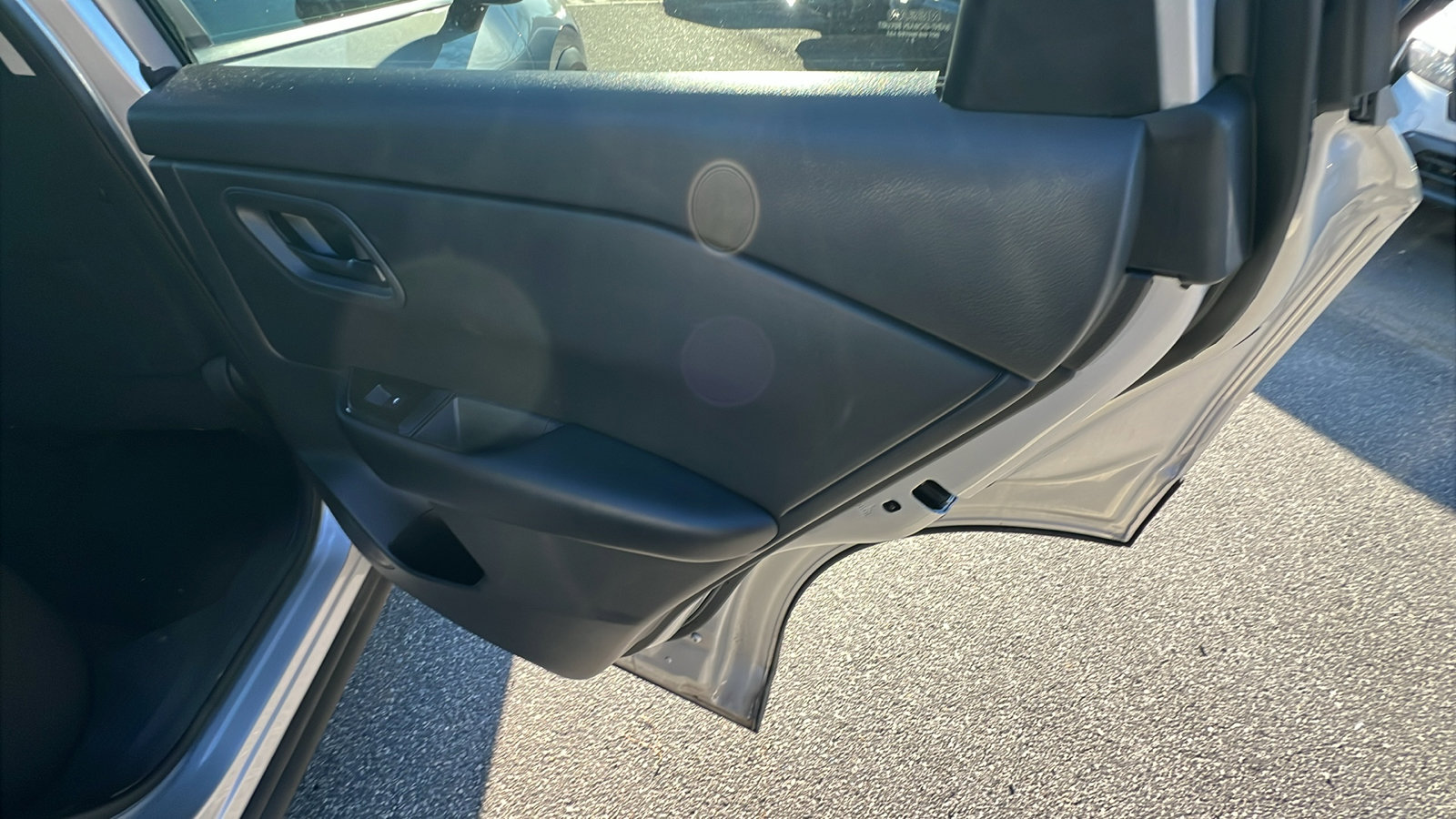 Used 2024 Nissan Rogue S image 20