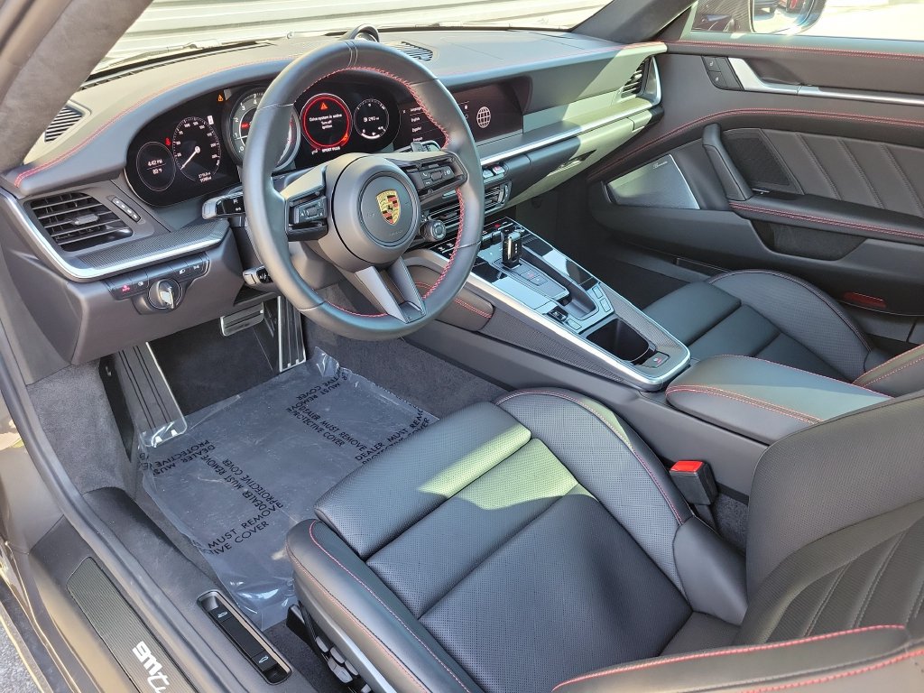 Certified 2024 Porsche 911 Turbo S AWD/4WD image 4