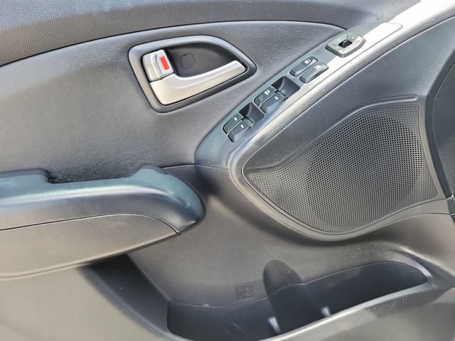 Used 2011 Hyundai Tucson GLS FWD image 21