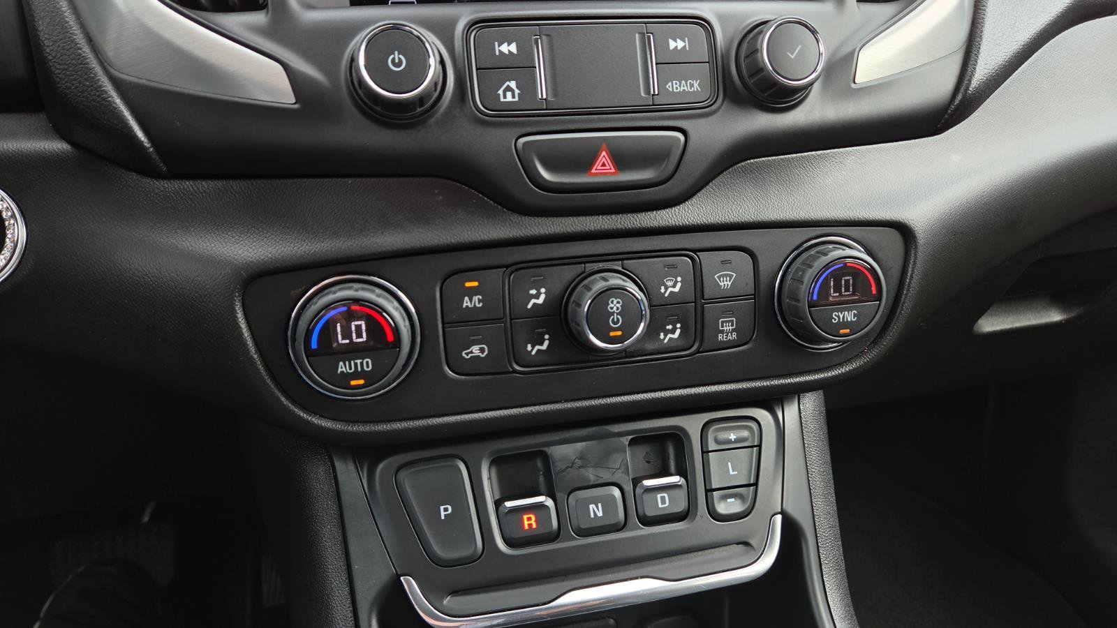 Used 2021 GMC Terrain SLT FWD image 34
