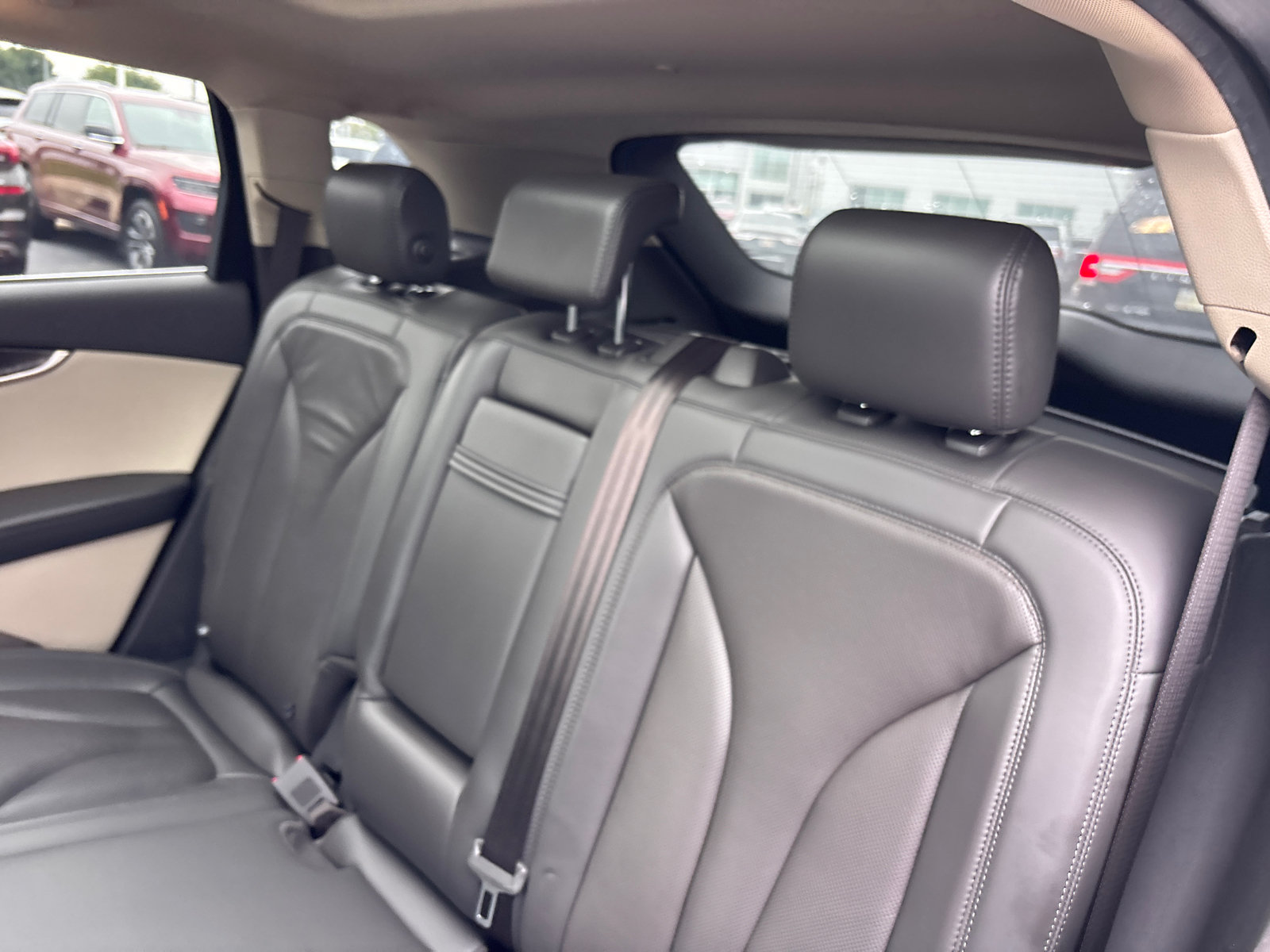 Used 2019 Lincoln Nautilus Reserve AWD/4WD image 25