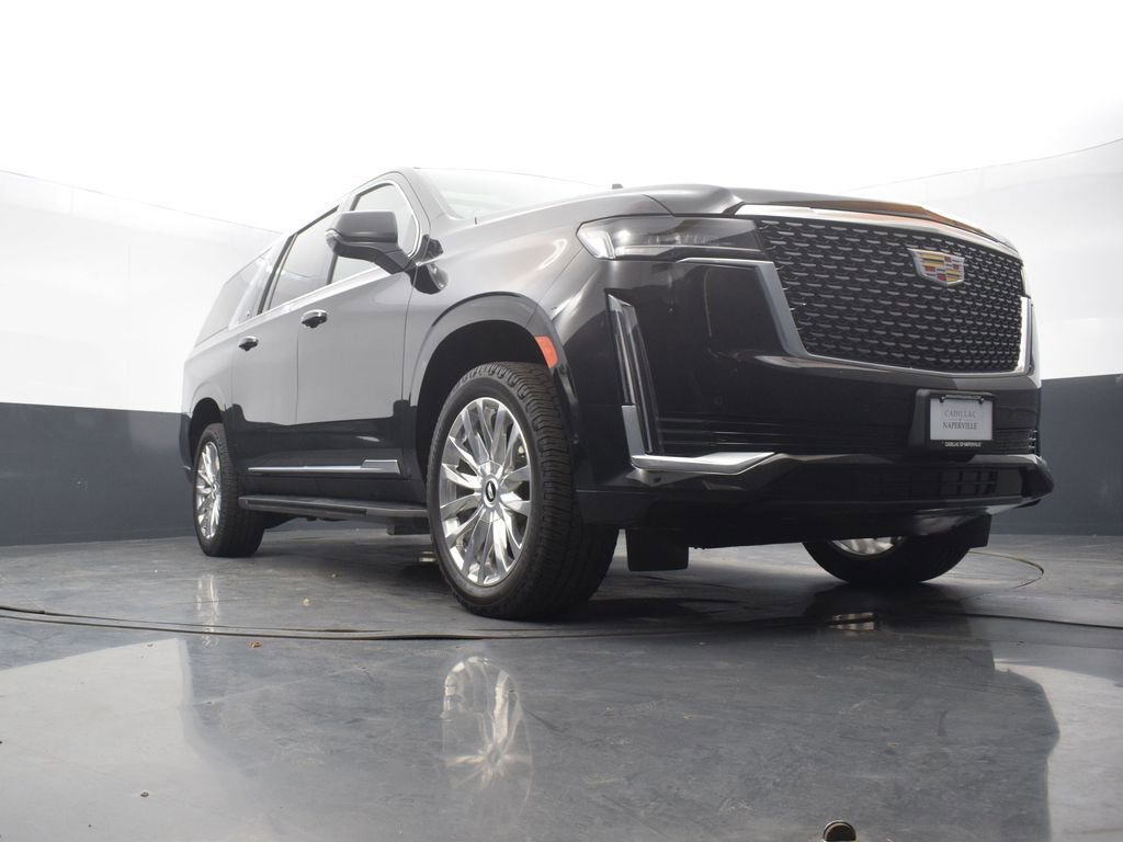 Used 2023 Cadillac Escalade ESV Premium Luxury image 48