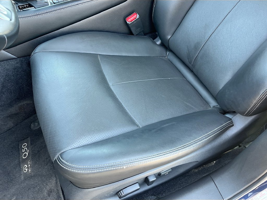 Used 2024 INFINITI Q50 Luxe w/ Cargo Package RWD image 19