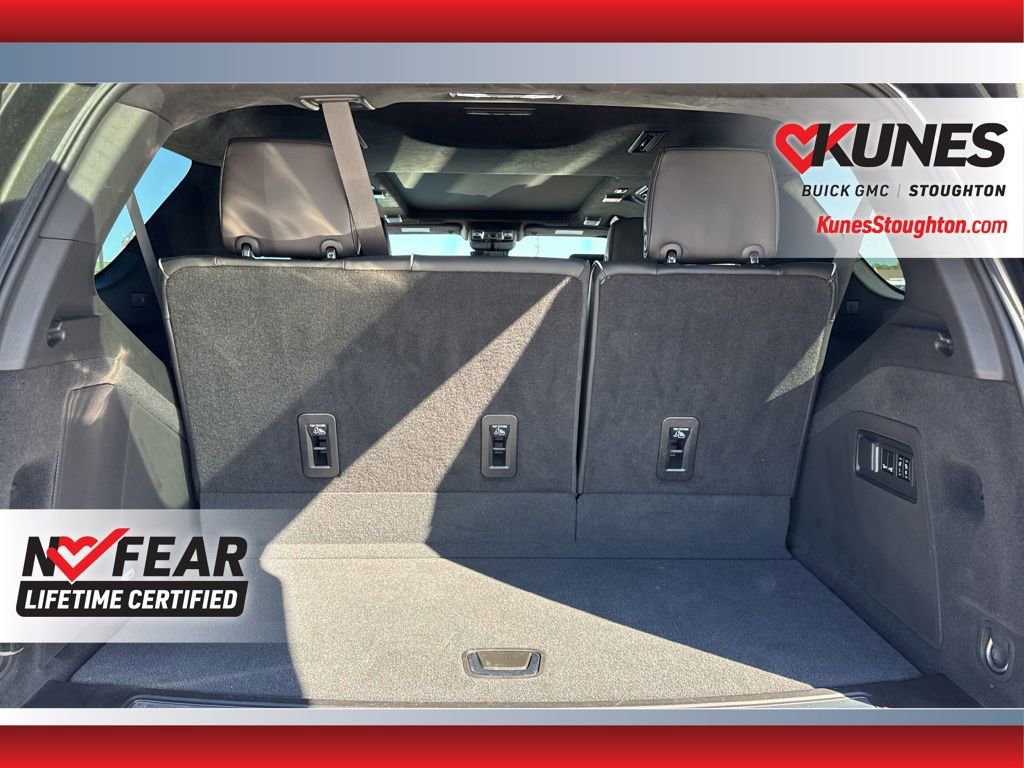 Used 2023 Cadillac Escalade Sport Platinum image 35