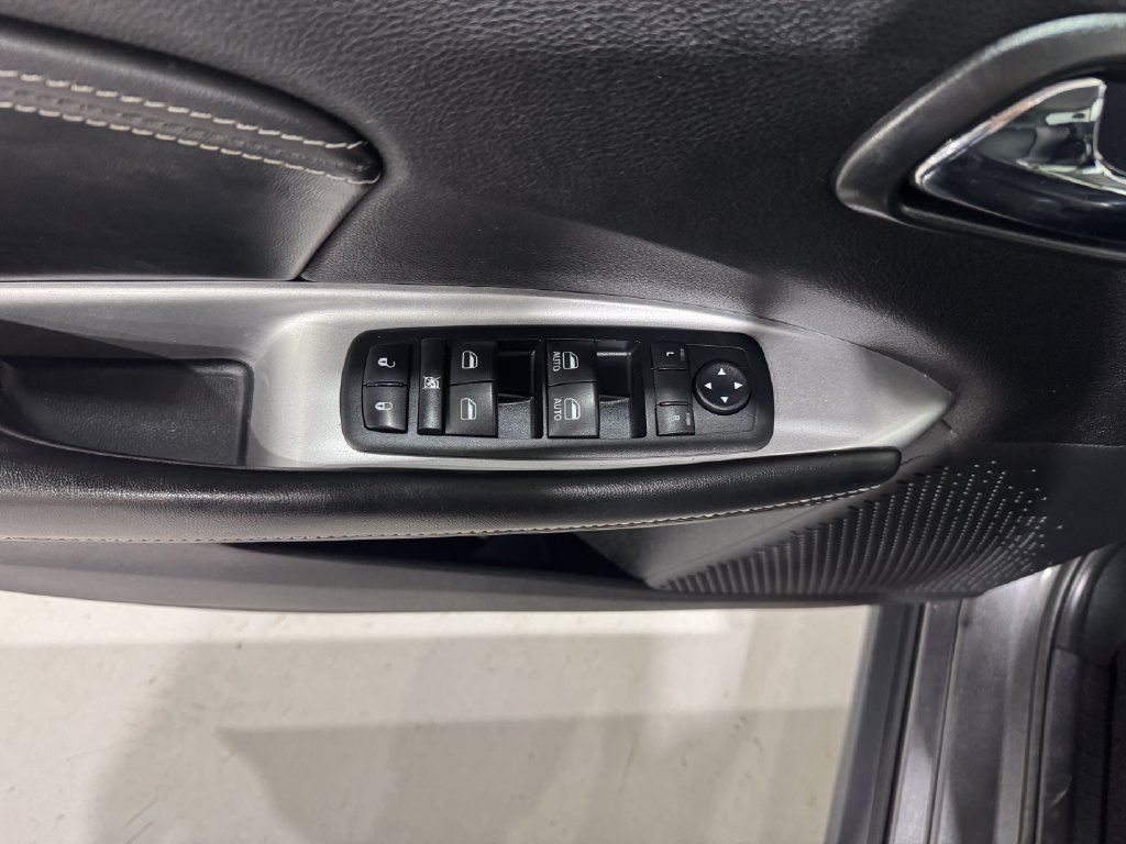 Used 2014 Dodge Journey Limited w/ Flexible Seating Group AWD/4WD image 17