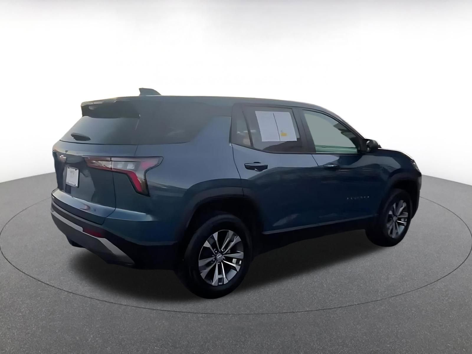 Used 2025 Chevrolet Equinox LT image 14