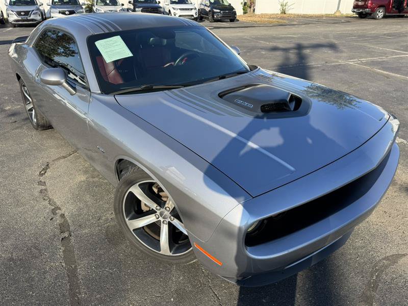 Used 2016 Dodge Challenger R/T Plus RWD image 3